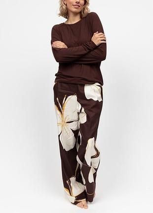 Пижама женская cyberjammies claudia 5097-5094 премиум комфорт большие размеры зимняя коллекция 18/2xl коричневый с цветочным