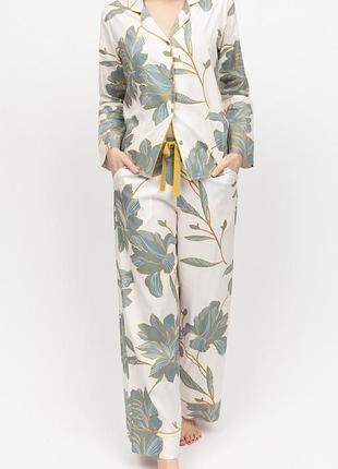 Пижама женская cyberjammies piper 0426 0427 с широкими брюками для комфорта и свободы 26/6xl белый с цветочным принтом