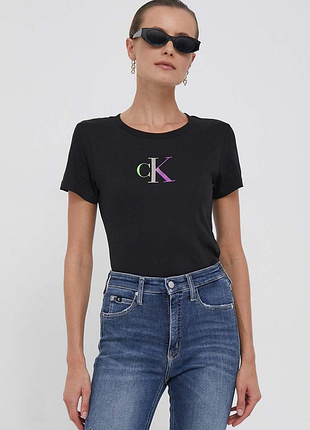 Жіноча футболка calvin klein m
