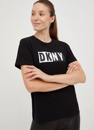 Жіноча футболка dkny m