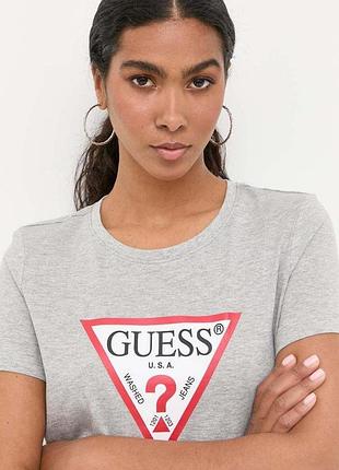 Жіноча футболка guess