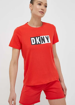 Жіноча футболка dkny s