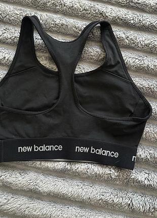 Саортивний топ new balance