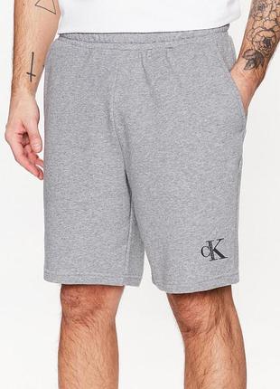 Чоловічі шорти calvin klein