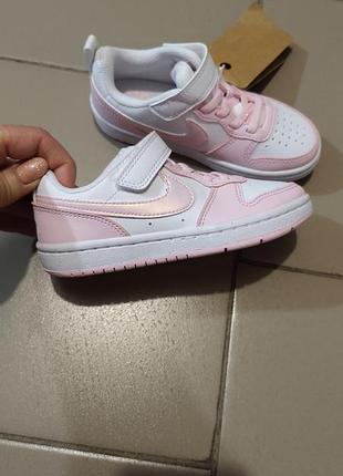 Кроссовки для девочки nike 6