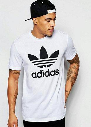 Мужская футболка adidas