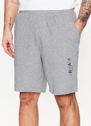 Чоловічі шорти armani