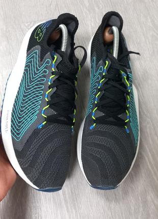 Чоловічі кросівки new balance