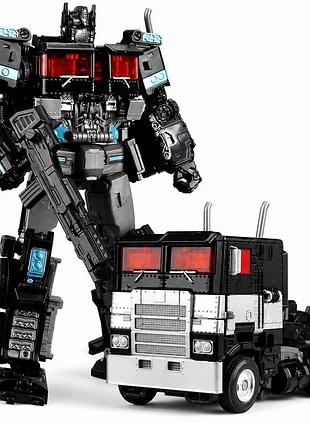 Робот-трансформер optimus prime black 18 см, оптимус прайм зі зброєю, трансформація в тягач, іграшка