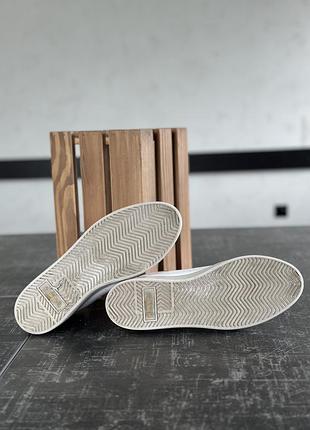 Кросівки adidas 6