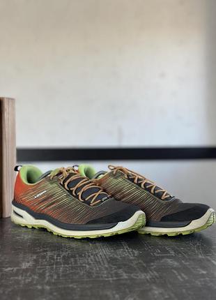 Кросівки lowa gore tex 2