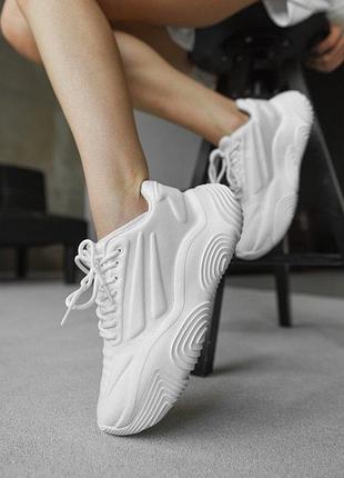 Женские кроссовки lobi white ра5000