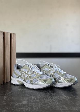 Кросівки asics 2