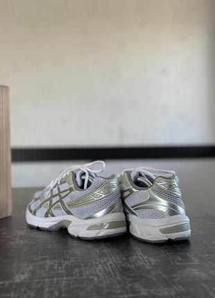 Кросівки asics 4
