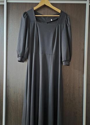 Платье 48 размера