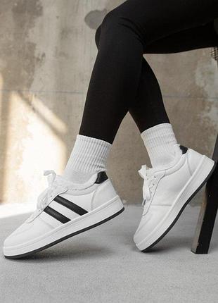 Зимові жіночі кросівки white/black jh130-3 вт0498