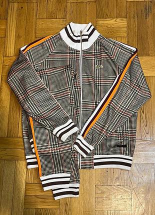 Оригинальный lonsdale the gentlemen – коллекция 2020

продам оригинальный спортивный костюм lonsdale london the gentlemen