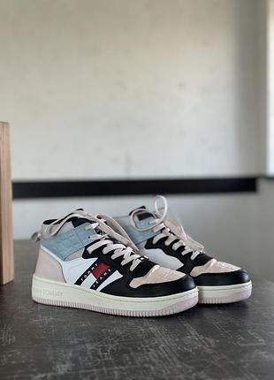 Кросівки tommy hilfiger 2