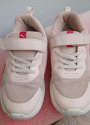 Кросівки бренду puma