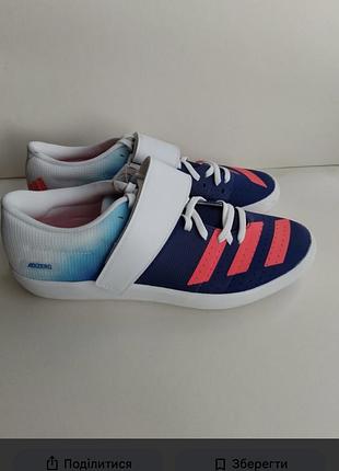 Взуття для спорту,для дівчат фірма adidas ,різноколірні