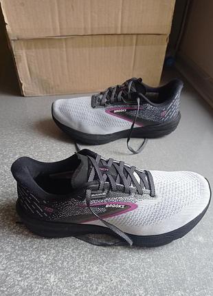 Кросівки brooks launch 10 2023 4