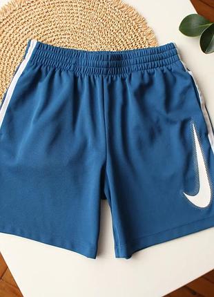 Легкі шорти для спорту з великим логотипом nike оригінал 137-147 зріст