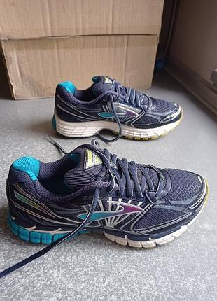 Кросівки brooks defiance 8 3