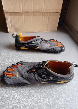 Кросівки vibram fivefingers spyridon mr 5