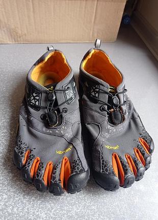 Кросівки vibram fivefingers spyridon mr 2