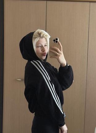 Худі толстовка чорна принт adidas велюр укорочена