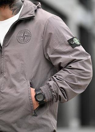 Чоловічий спортивний костюм 10