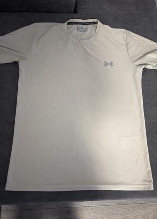 Чоловіча футболка under armour