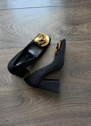 Туфлі zara замшеві мешти на каблуку
