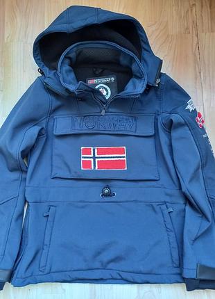Куртка-анорак мужская из материала софтшелл (softshell) от французского бренда geographical norway