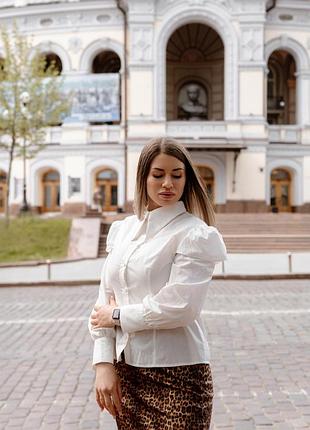 Блуза з фактурними рукавами естелла