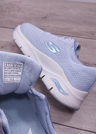 Кросівки skechers 38р 7