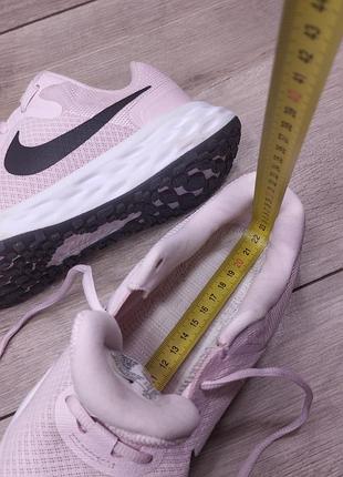 Кроссовки nike 35.5р 8