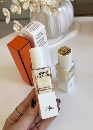 База для макіяжу plein air hydrating & smoothing perfecting primer