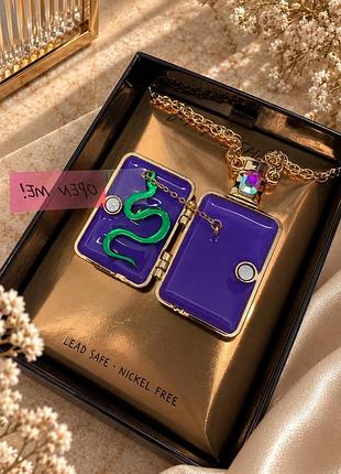 Вінтажна підвіска betsey johnson poison potion пляшечка з ядом змія локет 2
