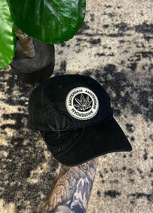 Кепка cannabis