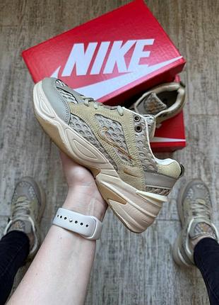 Женские кроссовки nike 9