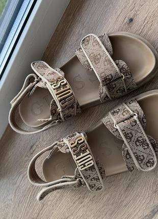 Босоніжкі guess 2