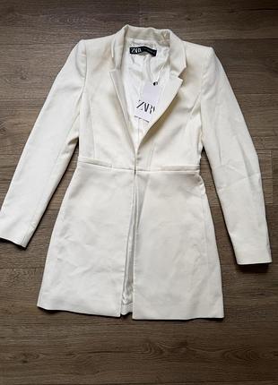 Жіночий подовжений жакет zara  розмір xs