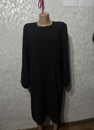 Базова чорна сукня 8