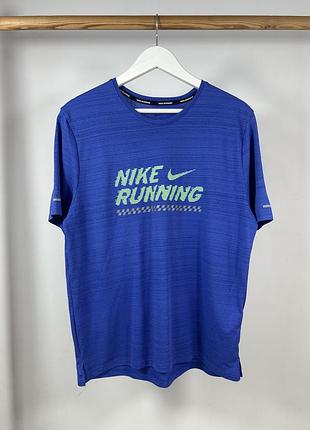 Nike running big logo спортивна футболка для бігу та тренувань оригінал розмір м