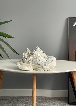 Кроссовки женские adidas vento xlg runner deluxe cloud white