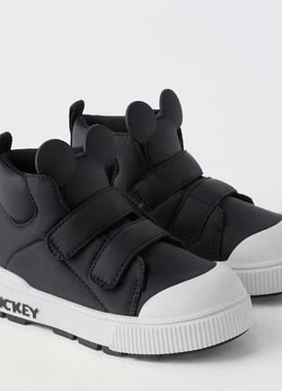 Високі кеди "mickey mouse" для дитини від zara