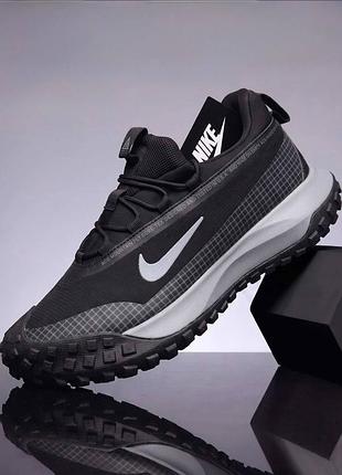 Nike acg mountain fly