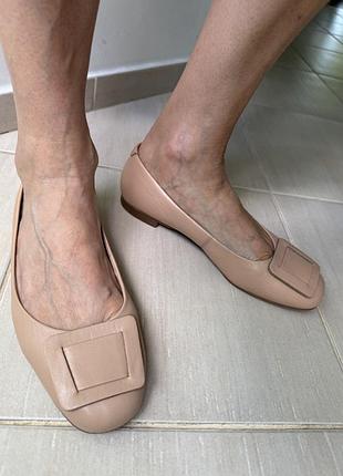 Продам шкіряні балетки lasocki