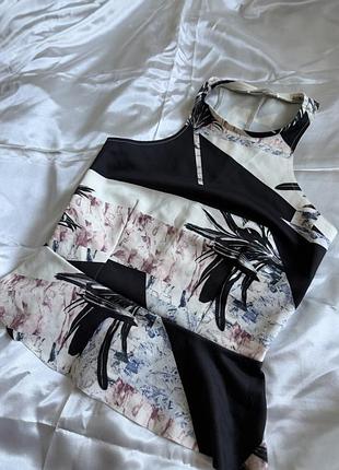 Жіночий топ zara з принто